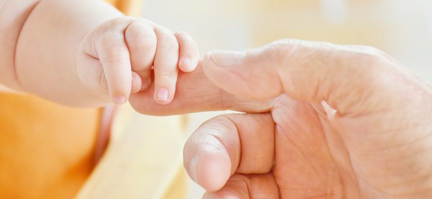 מתי לפנות לייעוץ שינה לתינוקות-המלצות להורים עייפים.