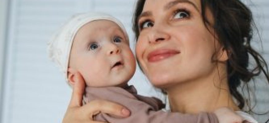 איך תינוק שלא היה מוכן לאכול מוצקים ולא נרדם לבד, למד להירדם בנחת ולאכול בריא ומגוון